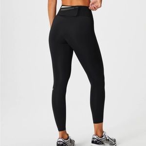 Fabletics Black Oasis leggings sz XL